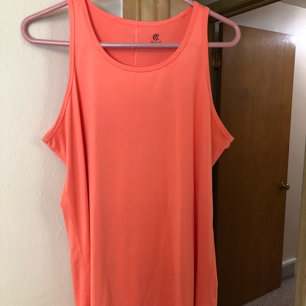 Athletic tank